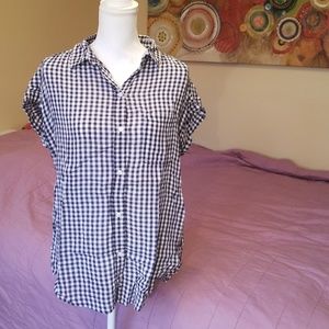 Gingham navy blue and white roll sleeve top